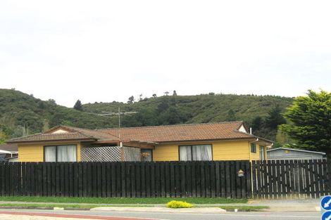 Photo of property in 86 Norana Road, Timberlea, Upper Hutt, 5018