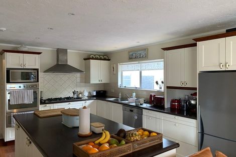 Photo of property in 27 Abilene Crescent, Churton Park, Wellington, 6037