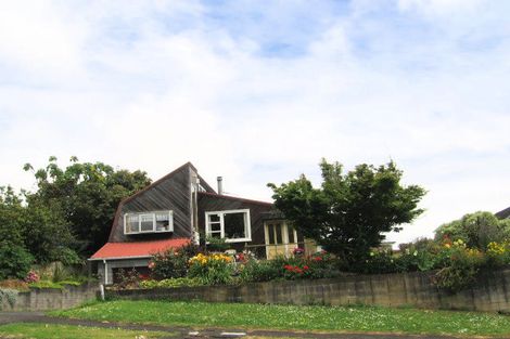 Photo of property in 7 Anzac Road, Pukekohe, 2120