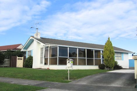 Photo of property in 24 Paradise Place, Milson, Palmerston North, 4414