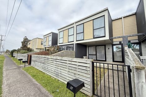 Photo of property in 2/12 Parson Lane, Papatoetoe, Auckland, 2025