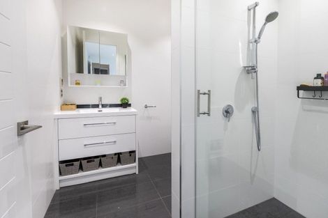 Photo of property in 20 Queens Avenue, Merivale, Christchurch, 8014