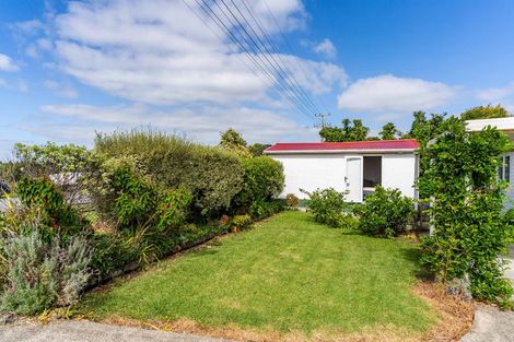 Photo of property in 1 Griffin Road, Maungaturoto, 0520