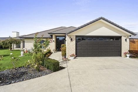 Photo of property in 36 Madison Street, Cambridge, 3434