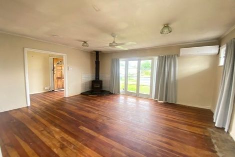Photo of property in 26 Sutton Crescent, Papakura, 2110