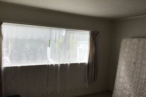 Photo of property in 4/52 Tudor Road, Henderson, Auckland, 0610