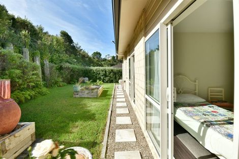 Photo of property in 17 Waldorf Crescent, Orewa, 0931