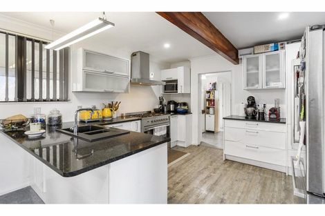 Photo of property in 11a Eden Street, Mangere East, Auckland, 2024