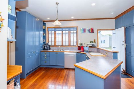 Photo of property in 327 Carlton Street, Te Awamutu, 3800