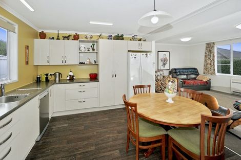 Photo of property in 12 Glen Terrace, Te Puke, 3119