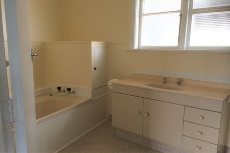 Photo of property in 3 Graham Street, Levin, 5510