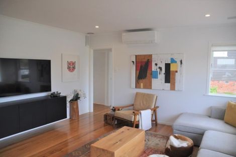 Photo of property in 41 Farquhar Road, Glendene, Auckland, 0602