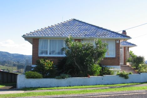 Photo of property in 7 Phillip Avenue, Glen Eden, Auckland, 0602