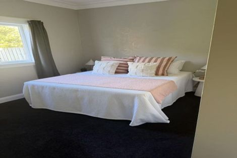 Photo of property in 21 Burrows Avenue, Karori, Wellington, 6012