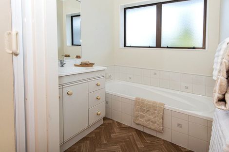 Photo of property in 3 Wooding Lane, Kensington, Whangarei, 0112