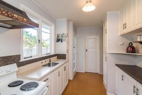 Photo of property in 86 Ruapehu Street, Paraparaumu, 5032