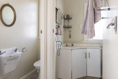 Photo of property in 23 Holdaway Street, Riversdale, Blenheim, 7201