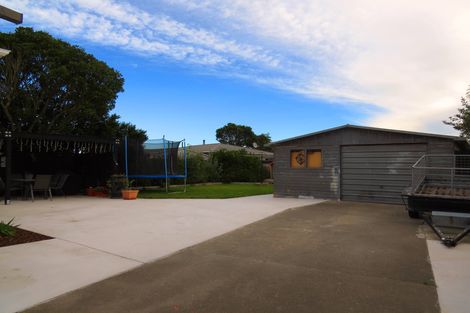 Photo of property in 10 Montague Street, Islington, Christchurch, 8042
