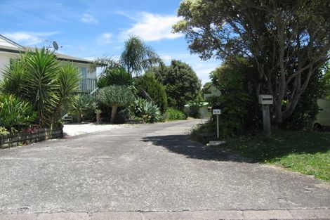 Photo of property in 17a Leaming Place, Clarks Beach, 2122