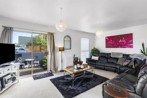 Photo of property in 25b Olive Terrace, Paraparaumu Beach, Paraparaumu, 5032
