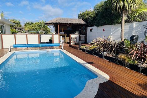 Photo of property in 4 Farnell Place, Gulf Harbour, Whangaparaoa, 0930