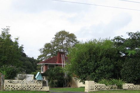 Photo of property in 26 Lowtherhurst Road, Massey, Auckland, 0614