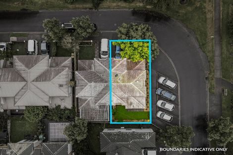 Photo of property in 37 Verdale Circle, Glen Eden, Auckland, 0602