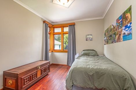 Photo of property in 8 Winston Avenue, Hokowhitu, Palmerston North, 4410