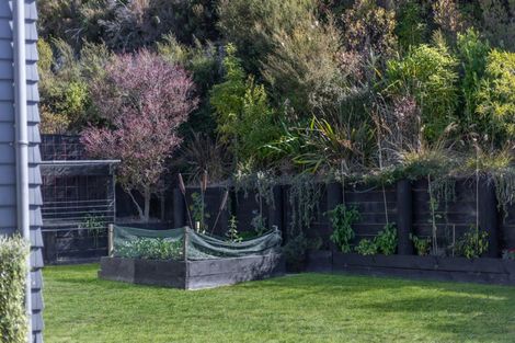 Photo of property in 6 Spritsail Place, Whitby, Porirua, 5024