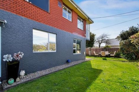 Photo of property in 1/58 Paynters Avenue, Strandon, New Plymouth, 4312