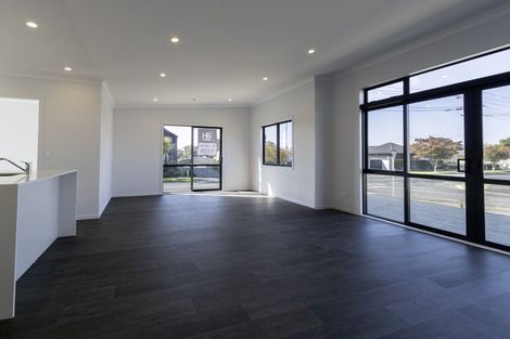 Photo of property in 69 Beerescourt Road, Beerescourt, Hamilton, 3200