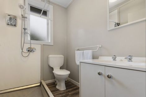 Photo of property in 12 Ward Street, National Park, Owhango, 3989