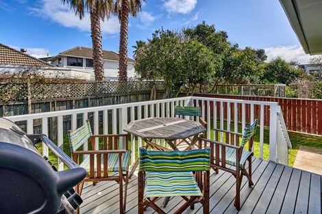 Photo of property in 12a Vaucluse Avenue, Paraparaumu Beach, Paraparaumu, 5032