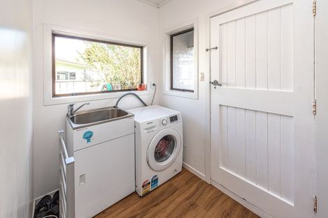 Photo of property in 31 Quick Avenue, Aramoho, Whanganui, 4500