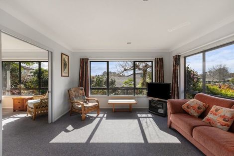 Photo of property in 10 Autumn Place, Ohauiti, Tauranga, 3112