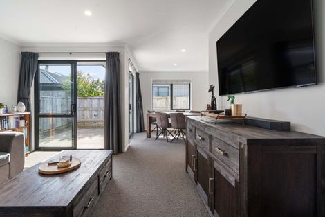 Photo of property in 40 Hills View Drive, Papamoa, 3118