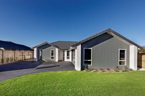 Photo of property in 10 Magnolia Drive, Springlands, Blenheim, 7201