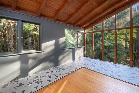 Photo of property in 221 Titirangi Road, Titirangi, Auckland, 0604