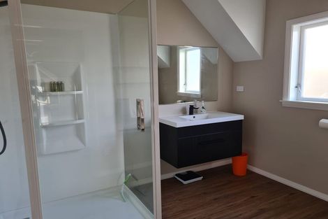 Photo of property in 227 The Esplanade, Petone, Lower Hutt, 5012