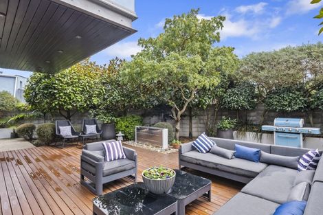 Photo of property in 731 Highgate, Maori Hill, Dunedin, 9010