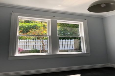 Photo of property in 86 Todman Street, Brooklyn, Wellington, 6021