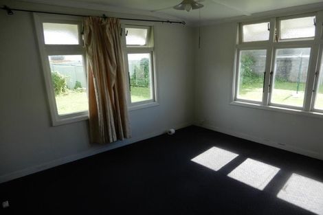 Photo of property in 15 Argyle Street, Hawera, 4610