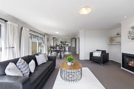 Photo of property in 9 Hillford Place, Welcome Bay, Tauranga, 3175