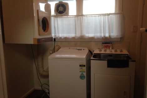 Photo of property in 1/271 Memorial Avenue, Burnside, Christchurch, 8053