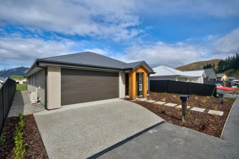 Photo of property in 39 Peterley Road, Lower Shotover, Queenstown, 9304