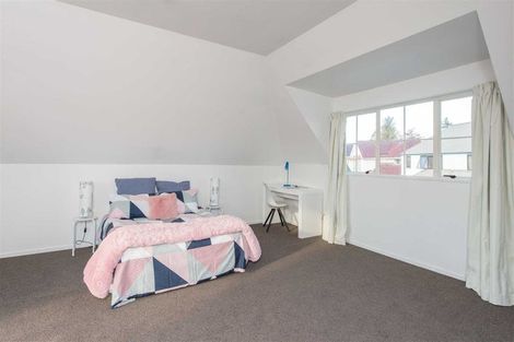 Photo of property in 86b Peer Street, Upper Riccarton, Christchurch, 8041