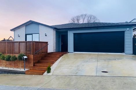 Photo of property in 41 Farranfore Road, Opaheke, Papakura, 2113