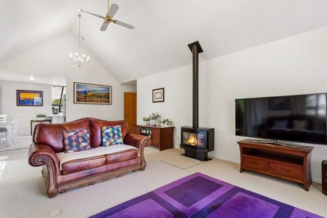 Photo of property in 2/4 Bevington Street, Avonhead, Christchurch, 8042