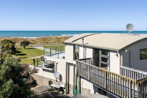 Photo of property in 295 Mataikona Road, Mataikona, Masterton, 5889
