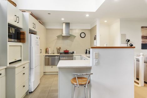 Photo of property in 43a Karu Crescent, Waikanae, 5036